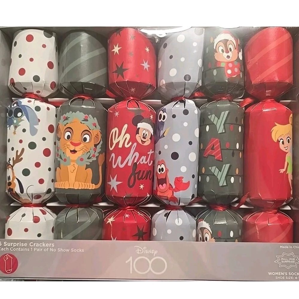 Disney Pixar 6-Pack Surprise Party Crackers With Socks Mickey Nemo Lion King New